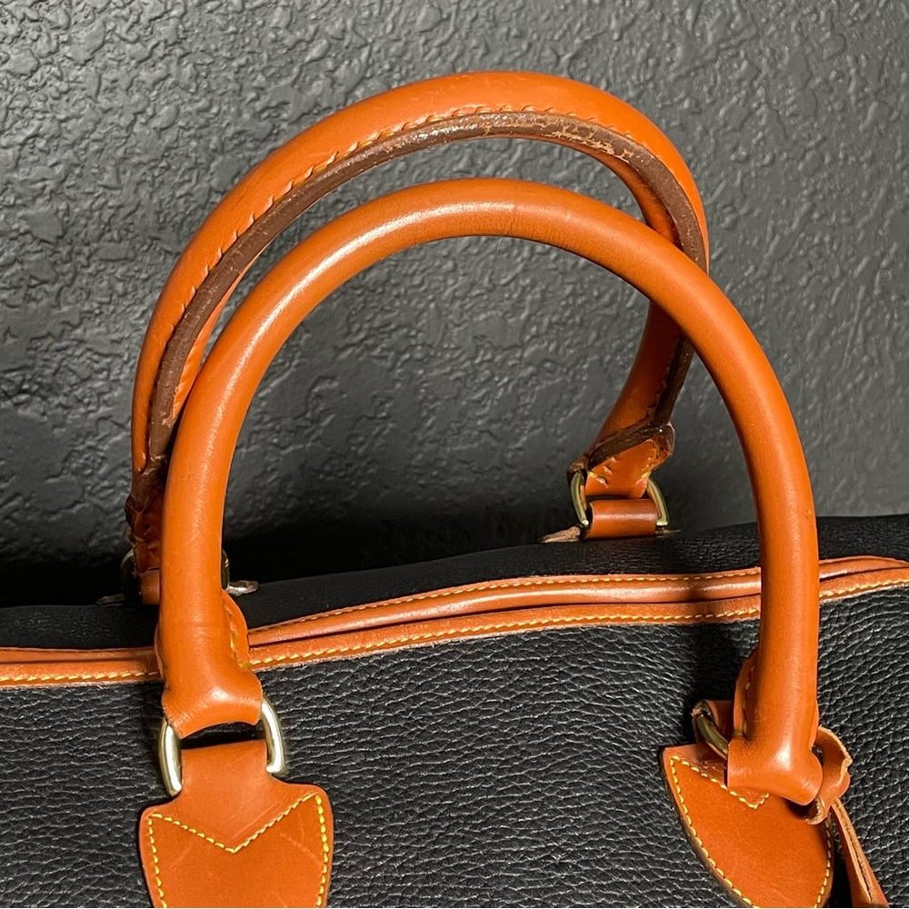 Dooney & Bourke AWL Leather Carry On Duffle Luggage Travel Bag R14 weekender - Picture 5 of 16